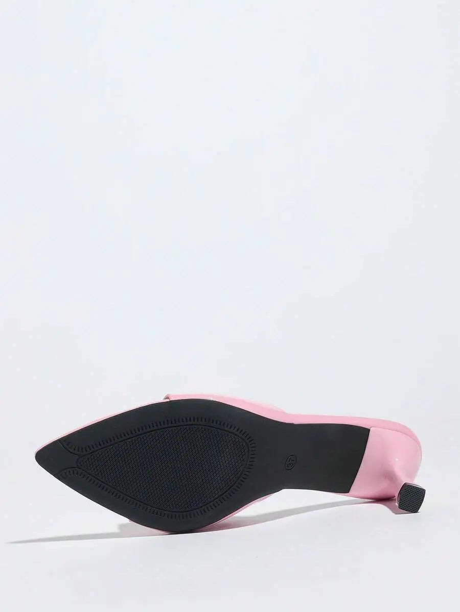 Vega - Tacones de Tira Ancha en Charol con Tacón Esculpido