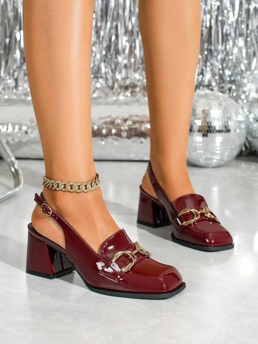Inés - Slingback Loafer de Tacón Bloque con Cadena Dorada