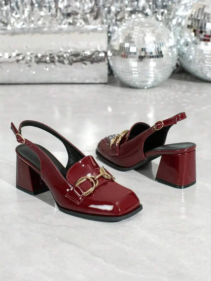Inés - Slingback Loafer de Tacón Bloque con Cadena Dorada