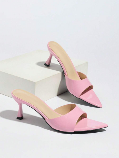 Vega - Tacones de Tira Ancha en Charol con Tacón Esculpido