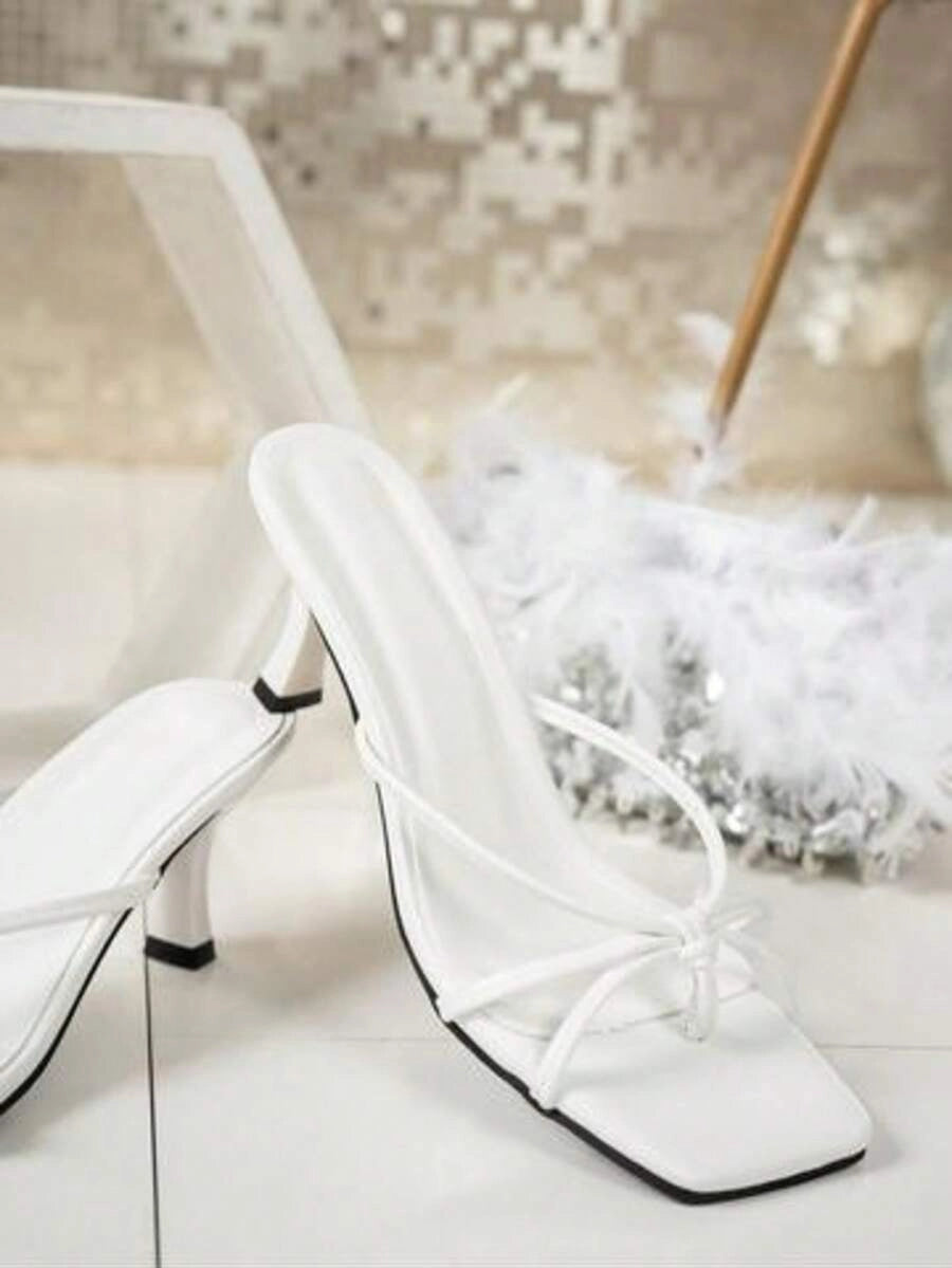 Nora - Tacones de Tiras con Nudo