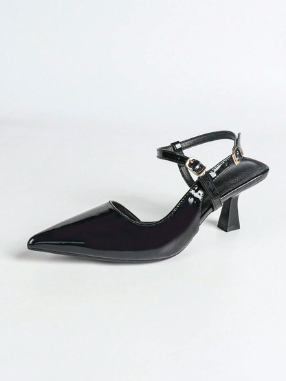 Julia - Slingback de Charol con Doble Correa al Tobillo