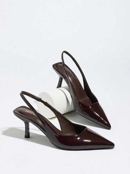 Vega - Slingback de Tacón Kitten con Punta Fina