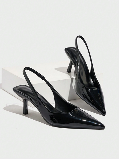 Vega - Slingback de Tacón Kitten con Punta Fina