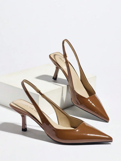 Vega - Slingback de Tacón Kitten con Punta Fina