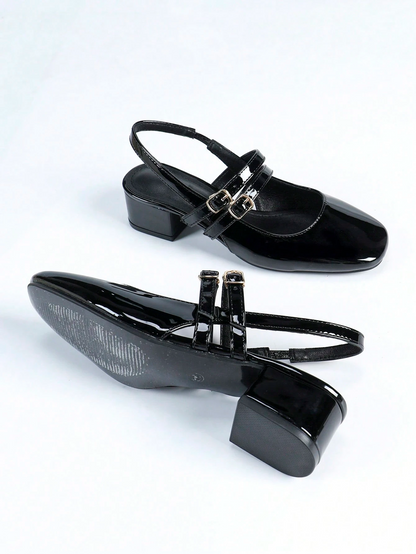 Carlota - Slingback de Charol con Doble Tira y Tacón Bloque