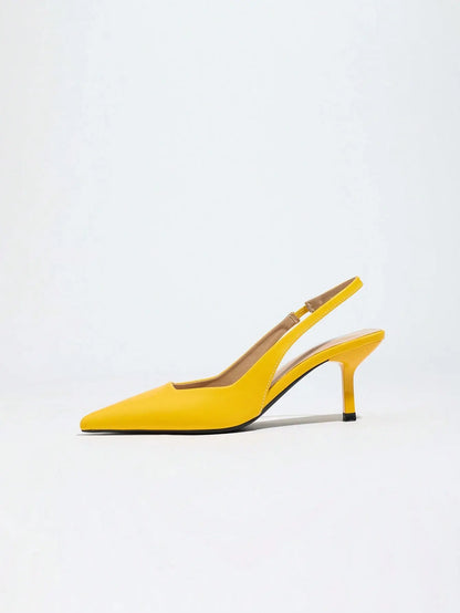 Vega - Slingback de Tacón Kitten con Punta Fina