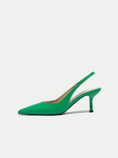 Vega - Slingback de Tacón Kitten con Punta Fina