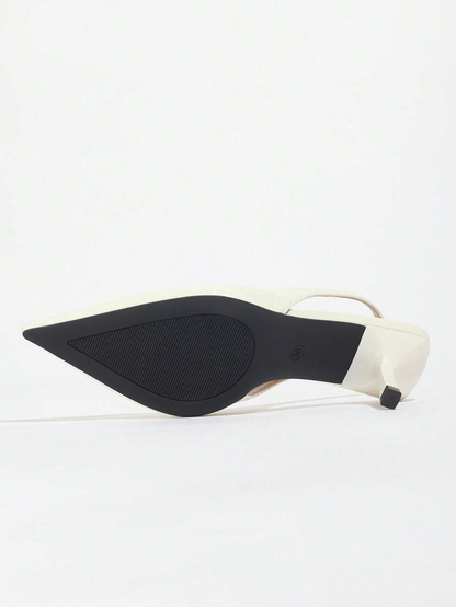 Vega - Slingback de Tacón Kitten con Punta Fina