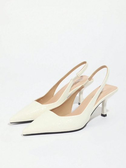 Vega - Slingback de Tacón Kitten con Punta Fina