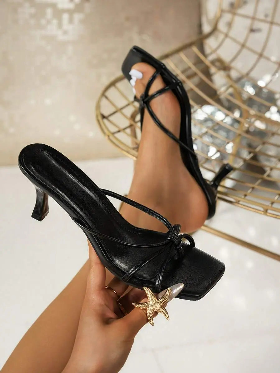 Nora - Tacones de Tiras con Nudo
